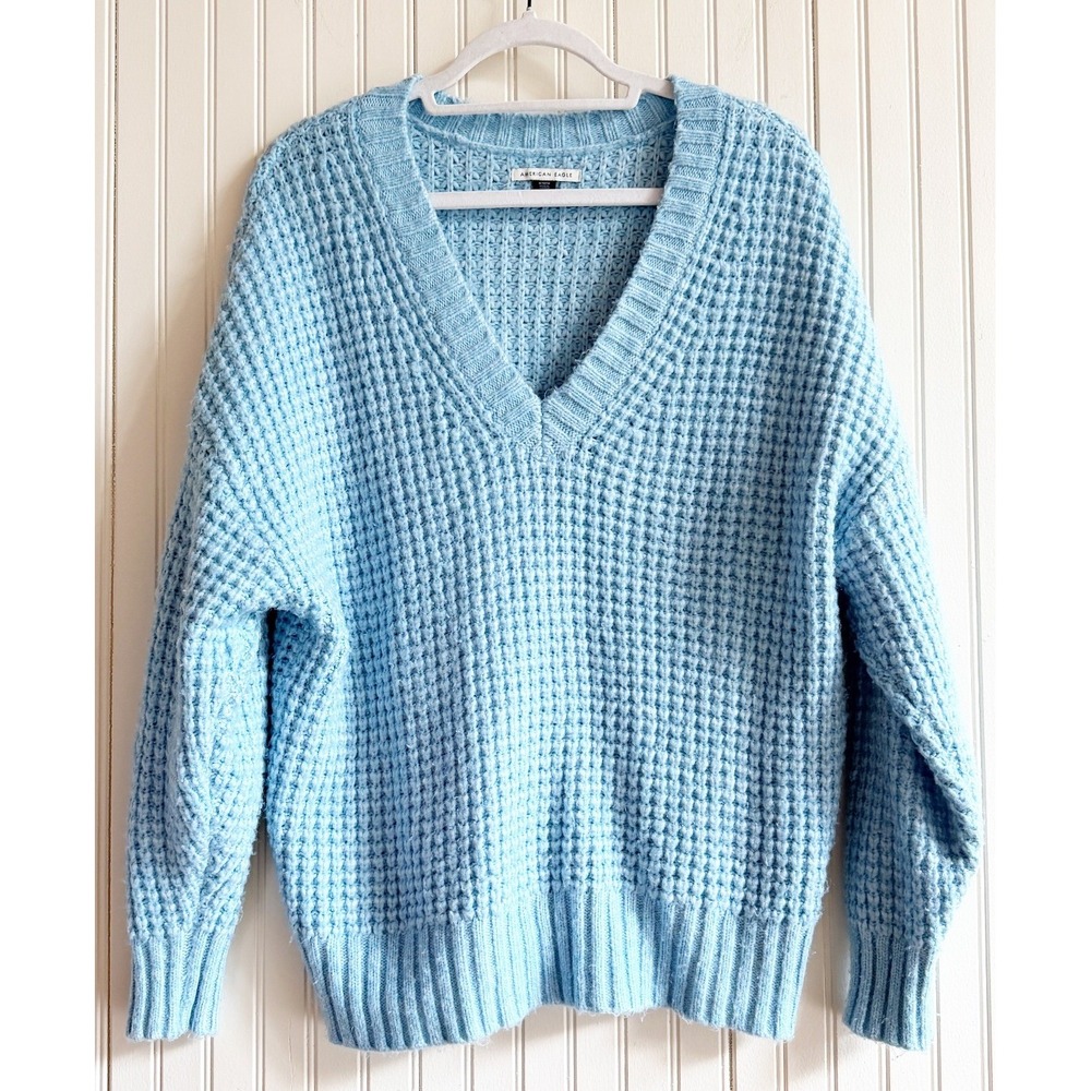 American Eagle Light Blue Waffle Knit V-Neck Pullover Sweater M Relaxed